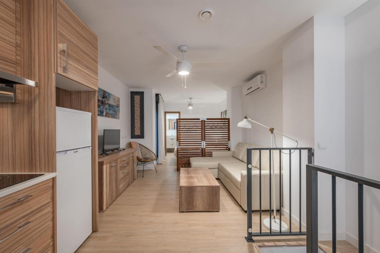 Suite Homes Parras Duplex マラガ エクステリア 写真