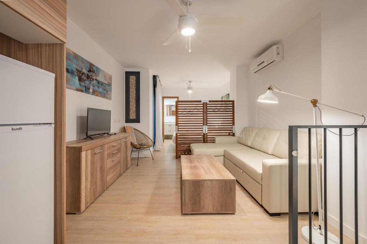Suite Homes Parras Duplex マラガ エクステリア 写真