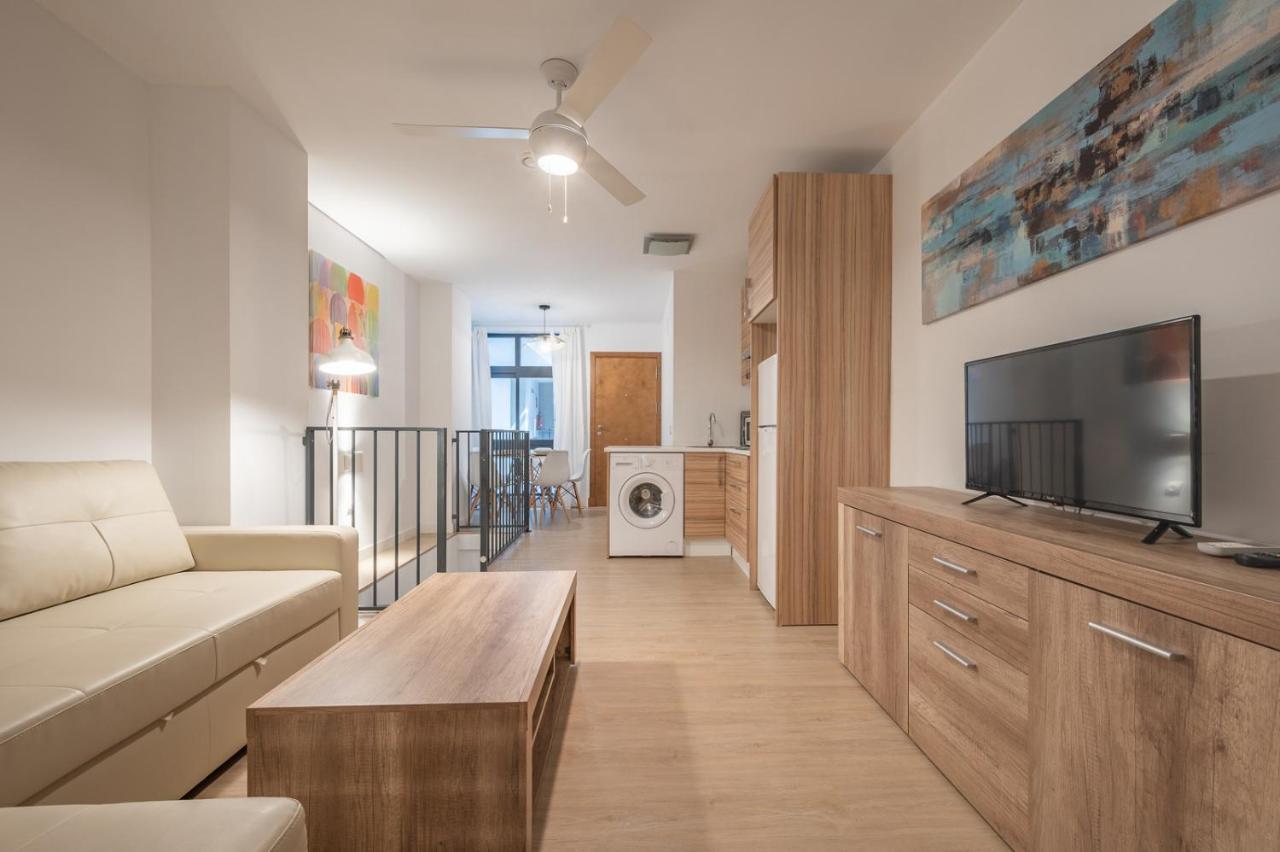 Suite Homes Parras Duplex マラガ エクステリア 写真