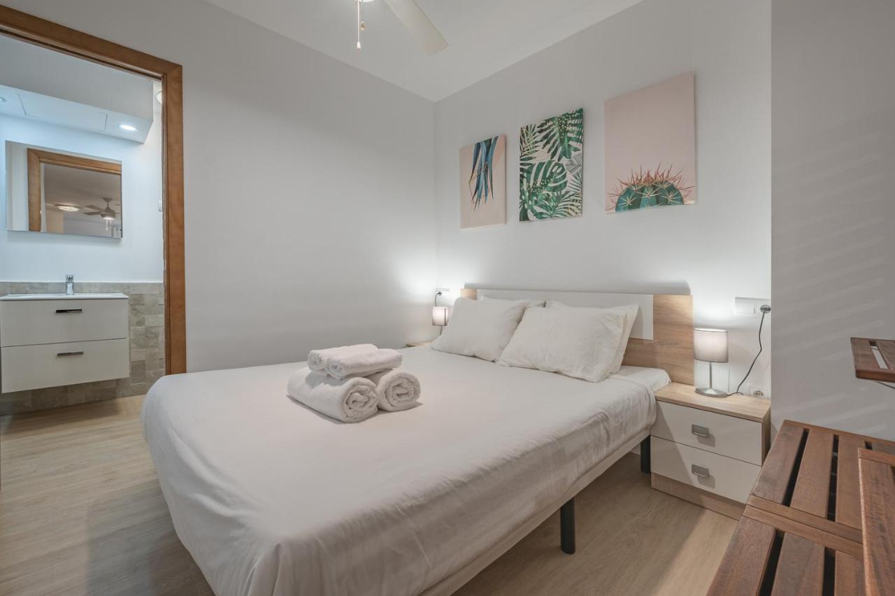 Suite Homes Parras Duplex マラガ エクステリア 写真
